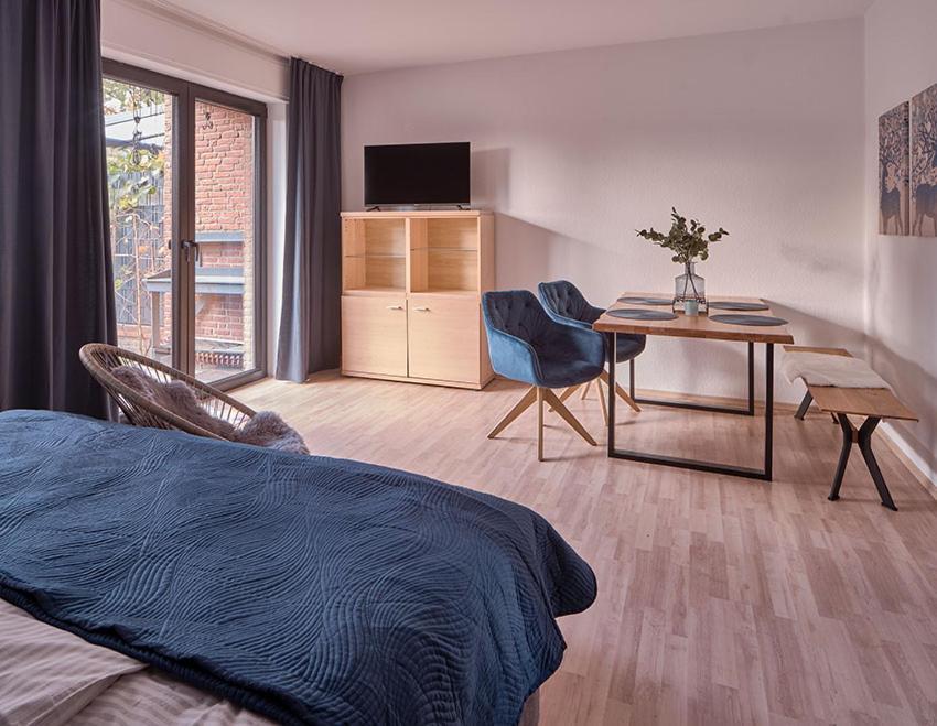 Katarinas House Mit 2 Fewo Stilvoll, Gemuetlich & Zentral Boxspringbett, Parkplatz, Balkon Oder Garten โมเออร์ส ภายนอก รูปภาพ